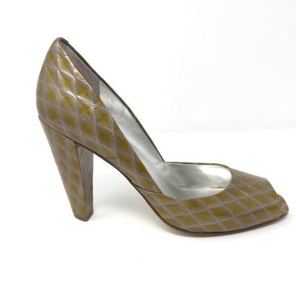 Enzo Angiolini Gemma Gold and Silver Patent Heels - Picture 4 of 5